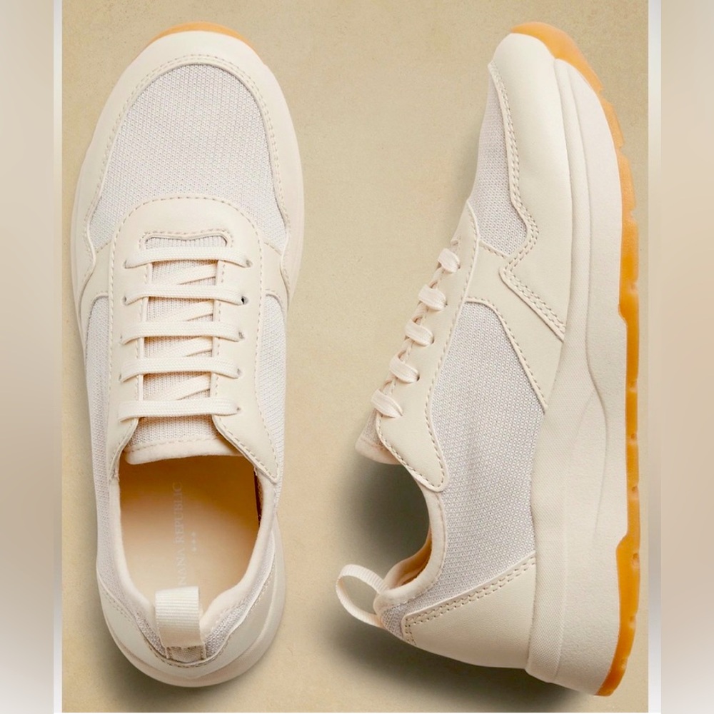 Banana Republic Cream Knit Sneakers